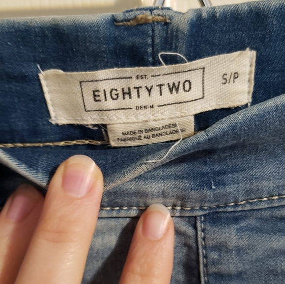 ❌SOLD❌ Eighty-two jeggings - Picture 2 of 4